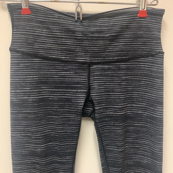 Lululemon striped leggings - Picture 2 of 9